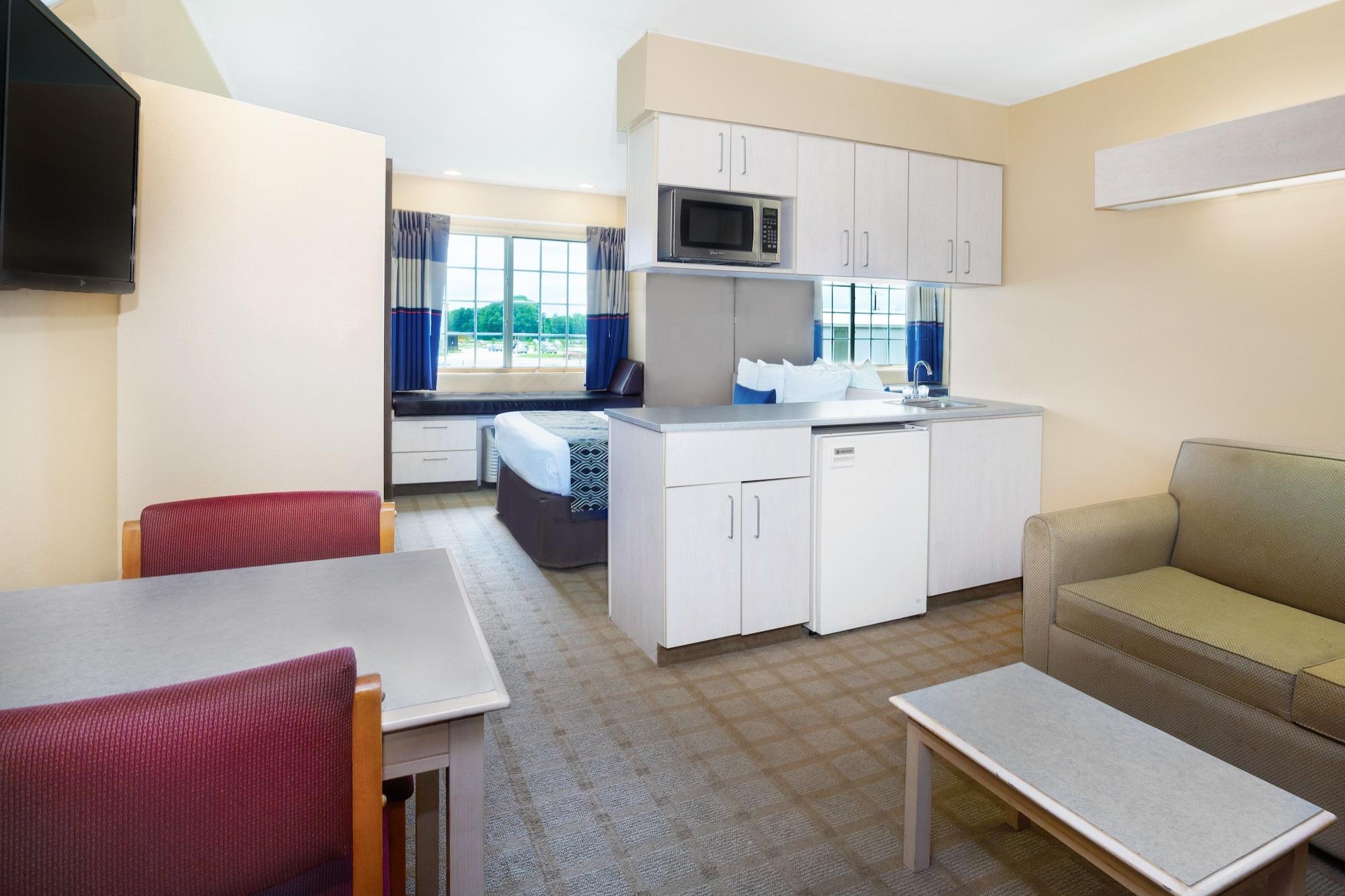 Microtel Inn And Suites Lafayette Eksteriør billede