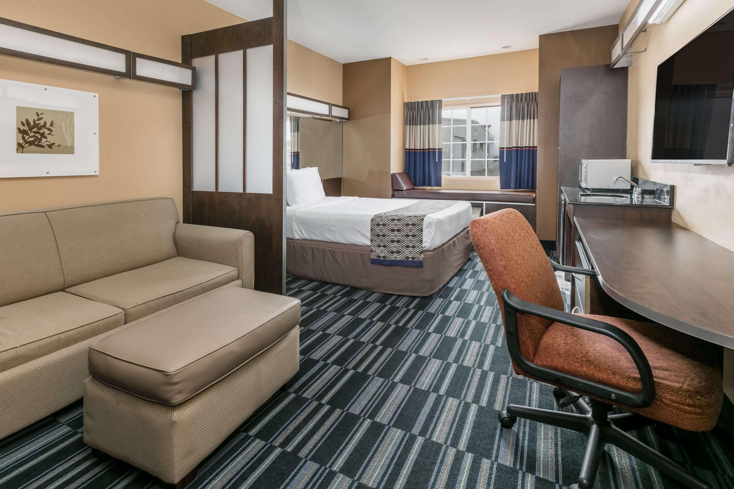 Microtel Inn And Suites Lafayette Eksteriør billede