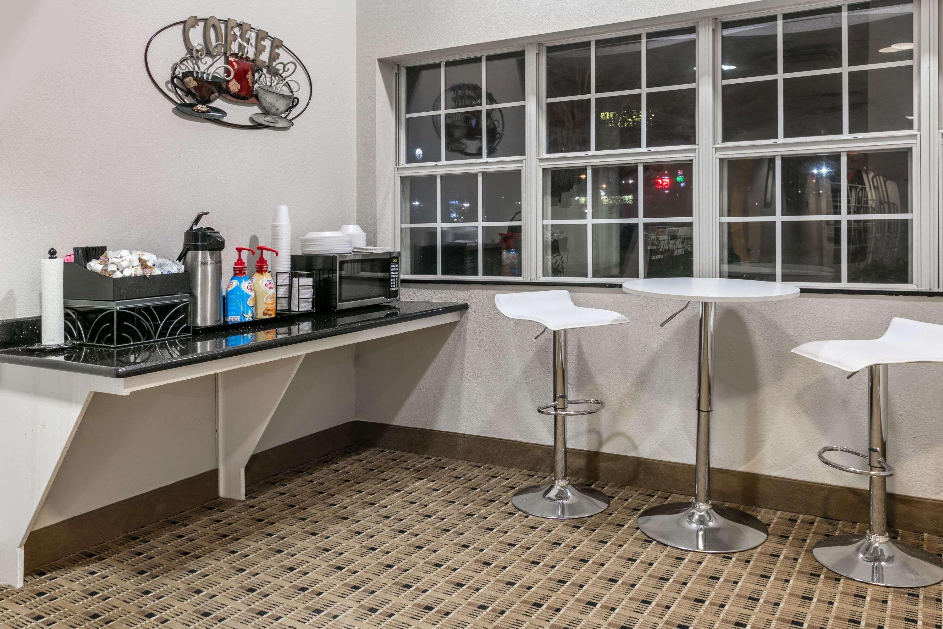 Microtel Inn And Suites Lafayette Eksteriør billede