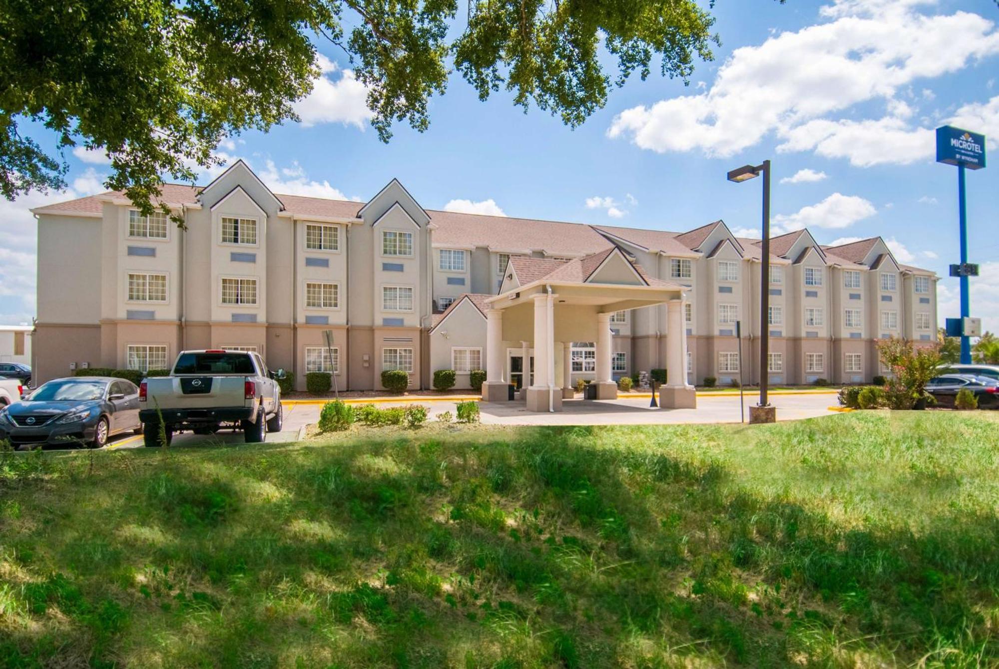 Microtel Inn And Suites Lafayette Eksteriør billede