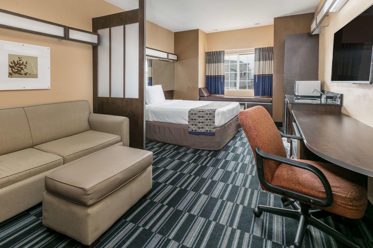 Microtel Inn And Suites Lafayette Eksteriør billede