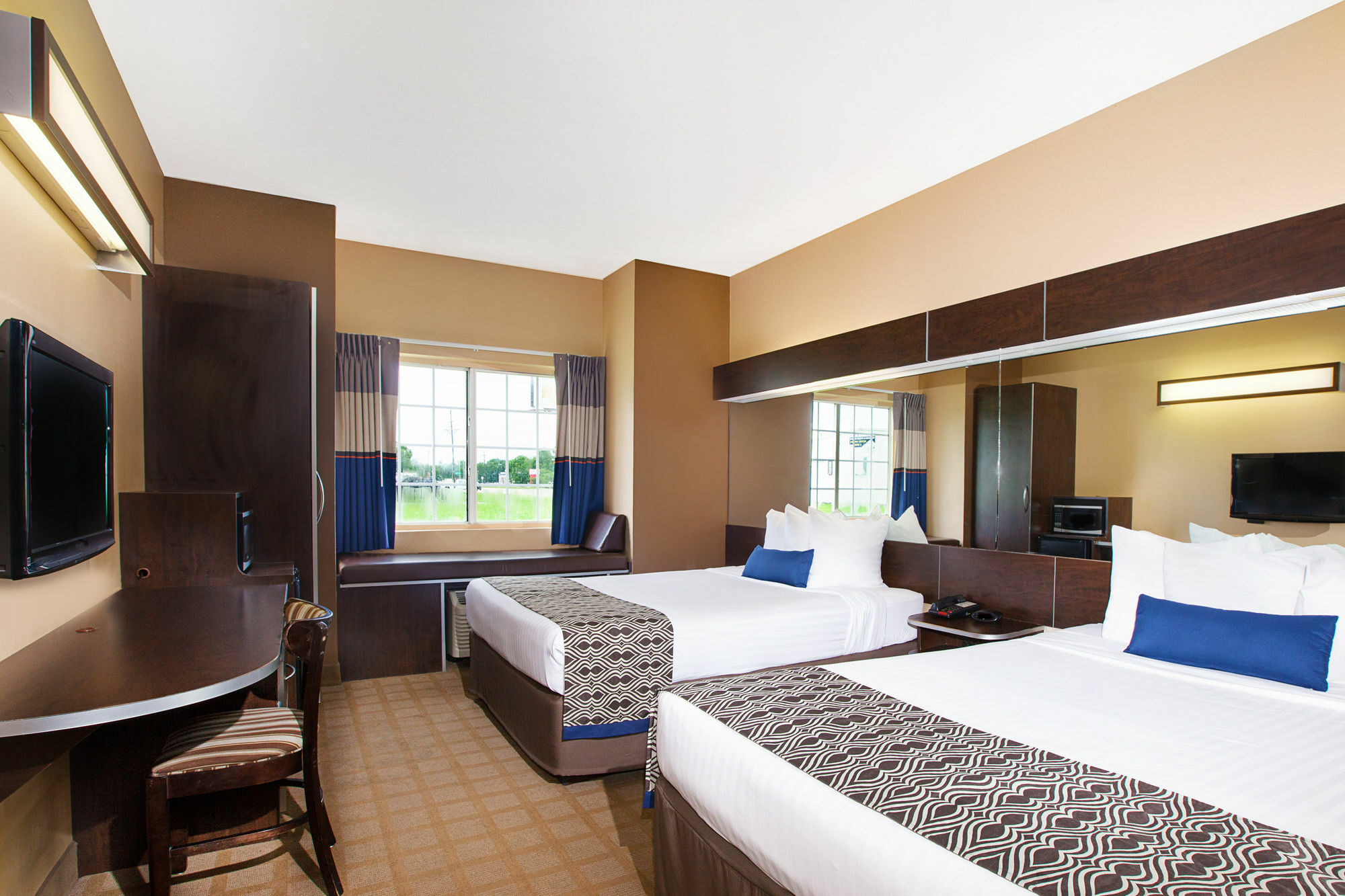 Microtel Inn And Suites Lafayette Eksteriør billede